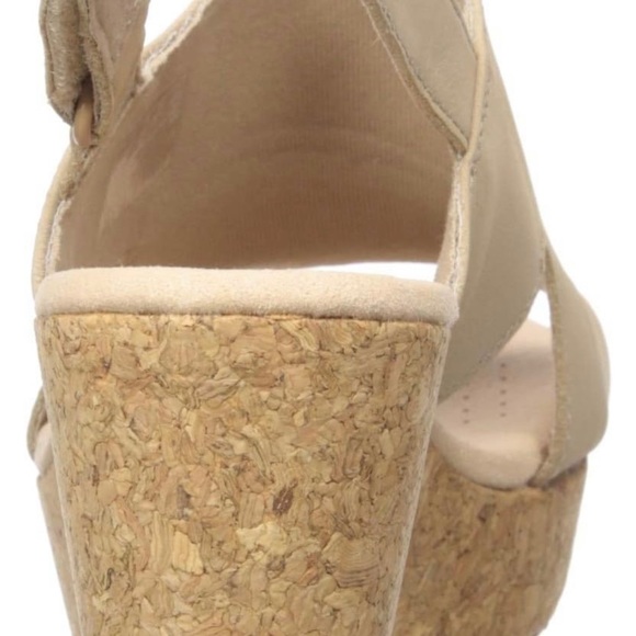 Like new in original box Clarks Annadel Sky Wedge Sandal size 7.5 Sand Nubuck - Picture 5 of 8